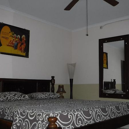 Ombak Putih Bungalows Hotel นูซาดูอา ภายนอก รูปภาพ