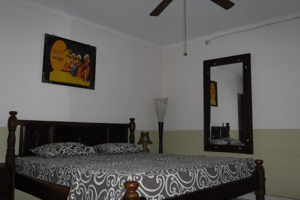 Ombak Putih Bungalows Hotel นูซาดูอา ภายนอก รูปภาพ