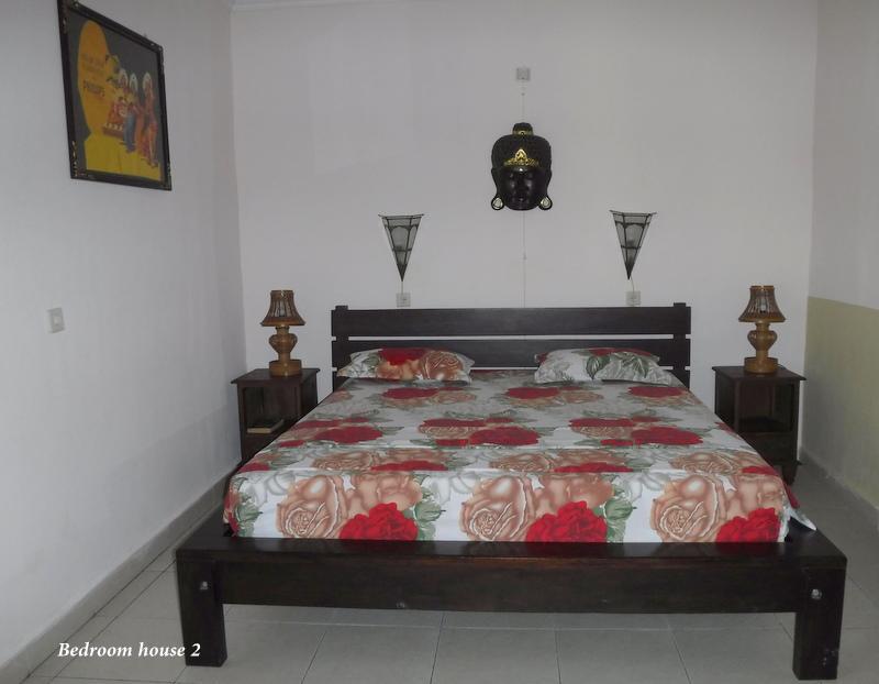 Ombak Putih Bungalows Hotel นูซาดูอา ภายนอก รูปภาพ